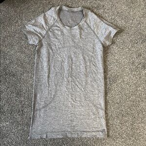 Lululemon gray swiftly tech short sleeve